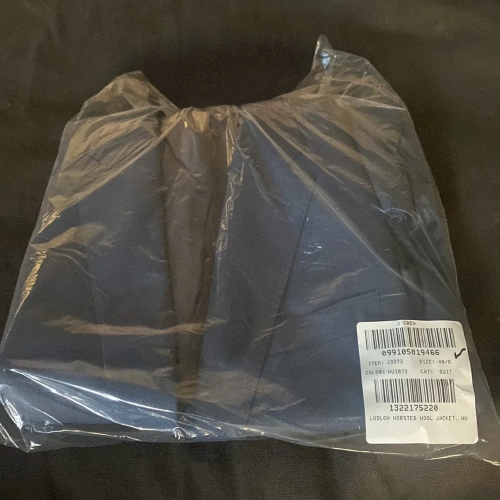 J Crew Ludlow Slim-fit suit jacket in Italian stretch four-season  Item J3272